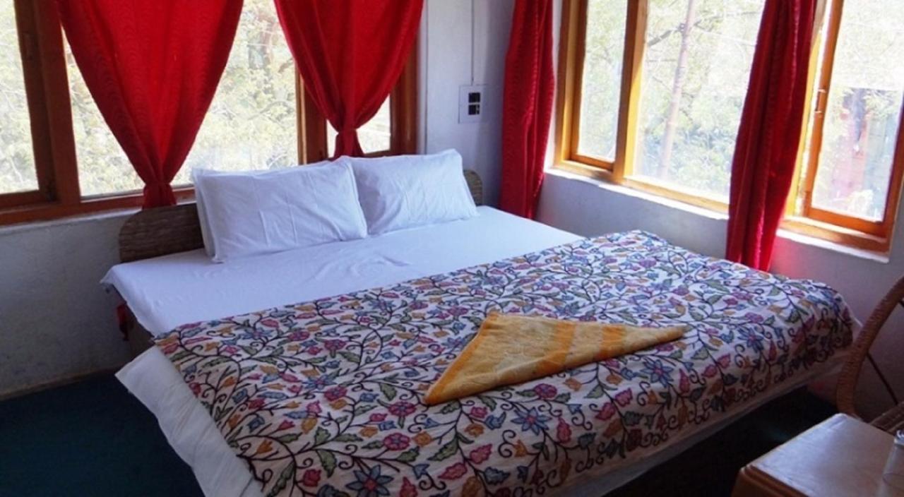 Hayat Hotel باهالغام المظهر الخارجي الصورة